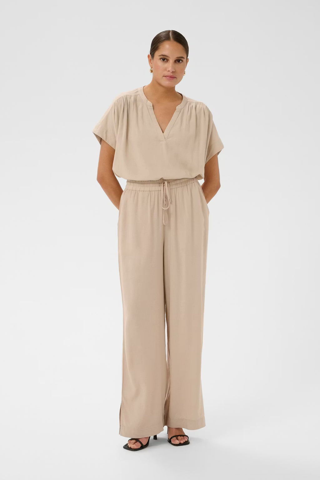 KAmilia  Wide leg Trousers