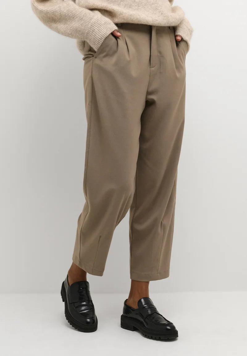 Kaffe KAMERLE CROPPED - Chinos - brindle