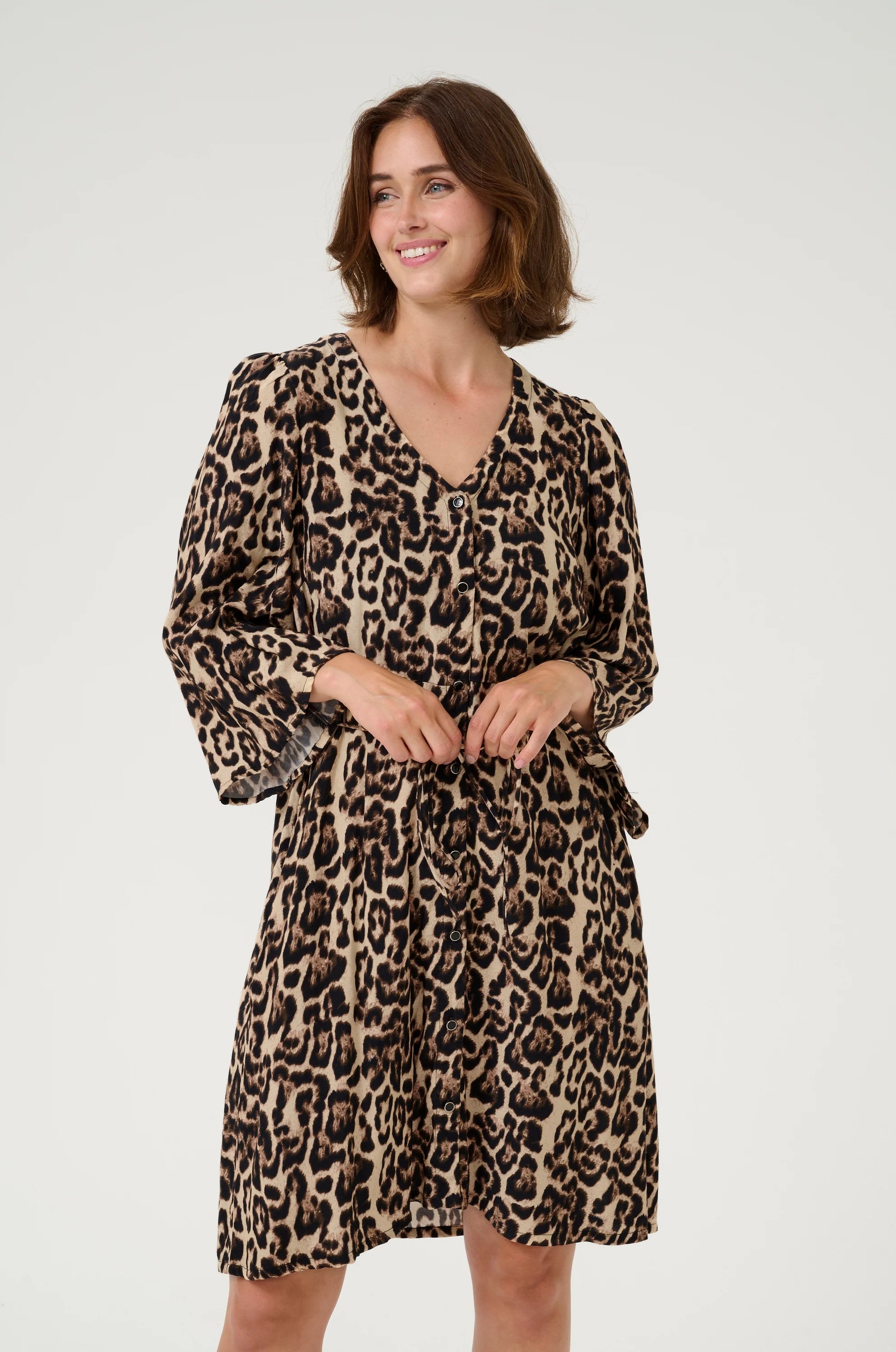 Kaffe KAPEDRA - Shirt dress - naturel leopard print