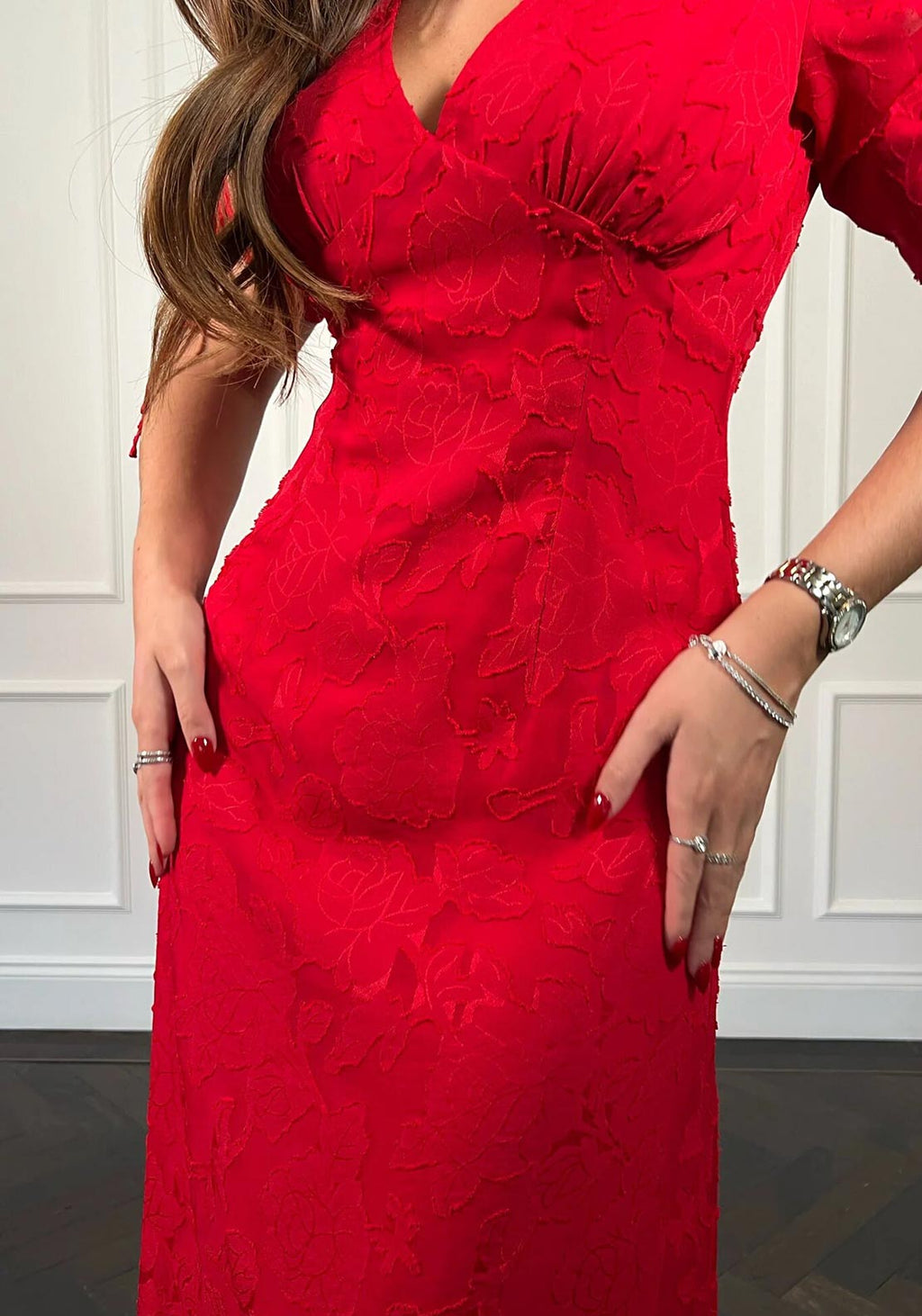 Girl In Mind Girl In Mind Emily Tie Sleeve Burnout Midi Dress, Red