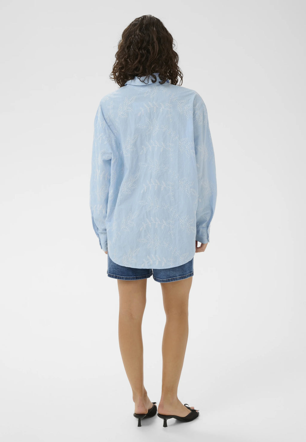Kaffe MARLEE - Button-down blouse - white blue embroidery stripe